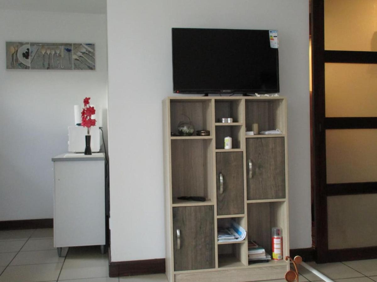 Studio A Boucan Canot Сен-Жиль-ле-Бэн Экстерьер фото